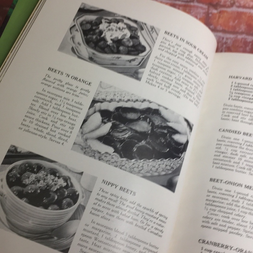 Vintage MCM Better Homes and Gardens Cookbook Collection - Picture 12 of 16